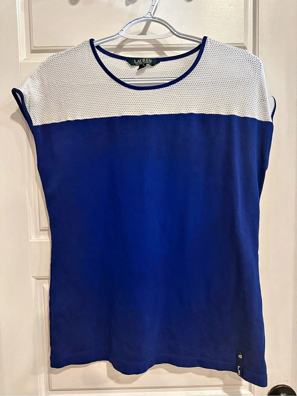 Lauren Ralph Lauren Blue and White Colorblock Mesh Yoke Top Color Block Short